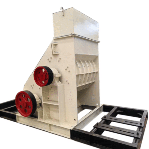 The two-rotor crusher is also called the pulverizing mill, which can easily break materials with high moisture content such as gangue, shale cinder, limestone, ore, slag, steel slag, construction waste and other different raw materials. Two-stage crusher is used in the industries such as construction, chemical engineering, metallurgy, mine, ceramics and refractory materials. The double-rotor hammer crusher can be regarded as the combination of two hammer crushers. It adopts two sets of rotors to work together.